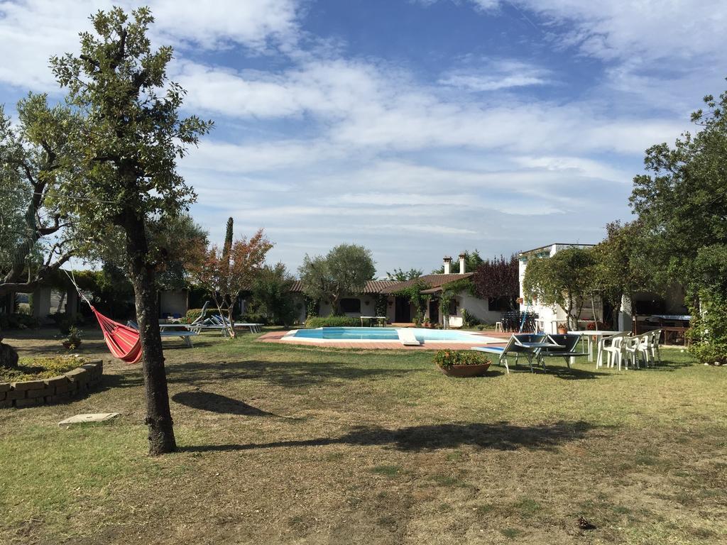 Villa Dolcevita San Costanzo Luaran gambar