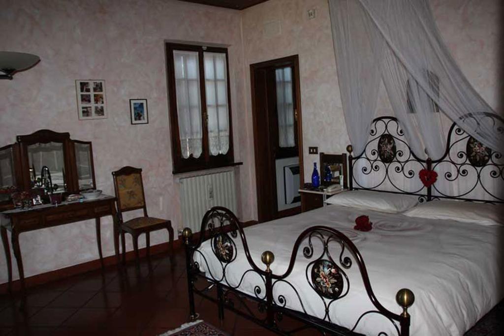 Villa Dolcevita San Costanzo Bilik gambar