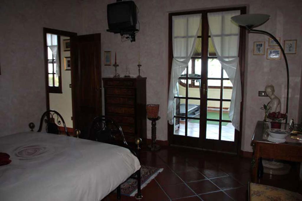 Villa Dolcevita San Costanzo Bilik gambar
